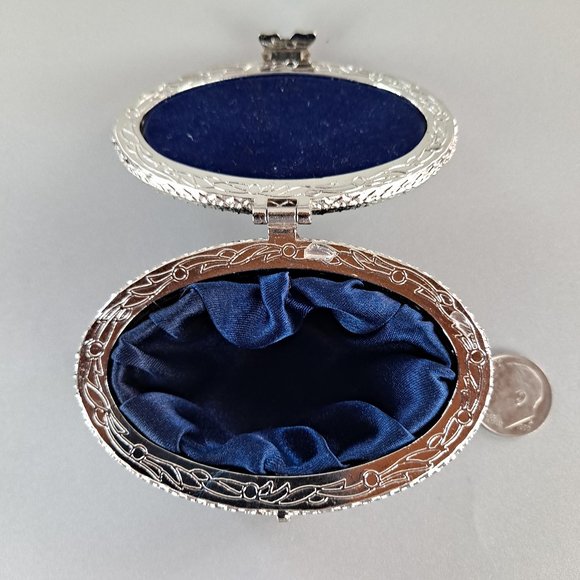 Art Nouveau Style Trinket Box with Hinged Lid - Picture 7 of 7